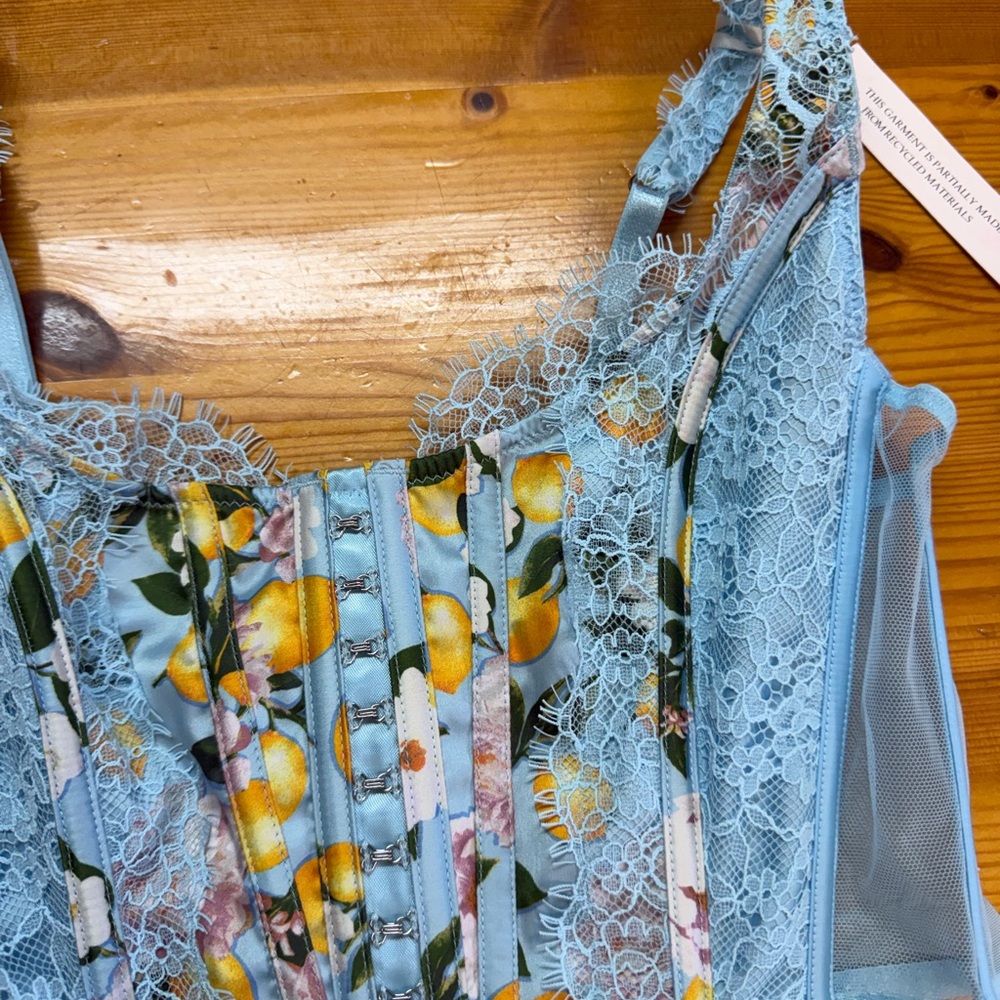 NWT Victoria's Secret Baby Blue Lemon Romantic Coquette Lace Bra Corset Top Med - Picture 3 of 5
